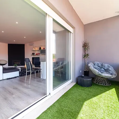 Lucky House