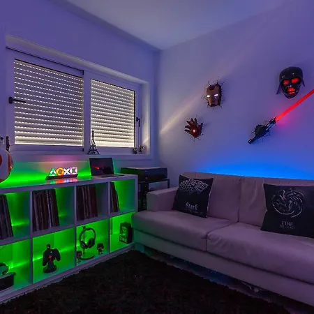 Апартаменты Lucky House *